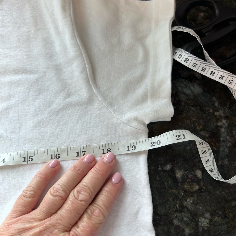 Vintage GAP 100% Cotton scoop neck t with hearts. Made in USA. 90’s - Picture 6 of 8